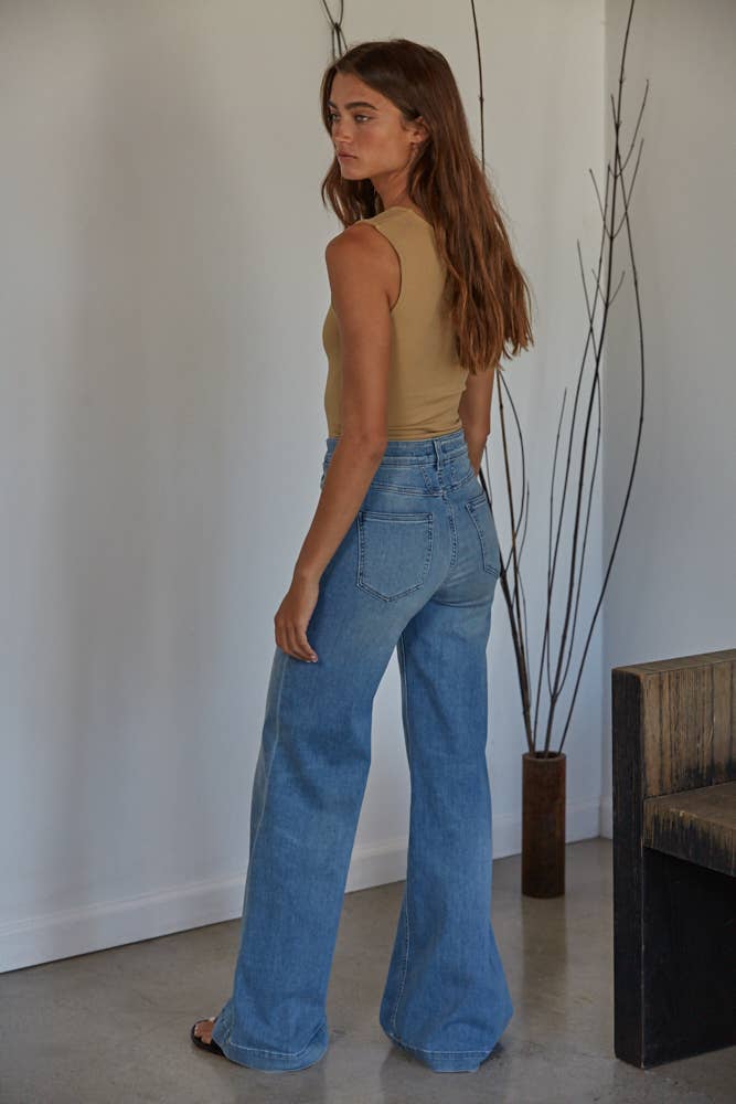 Double Layered Seamless Top: White